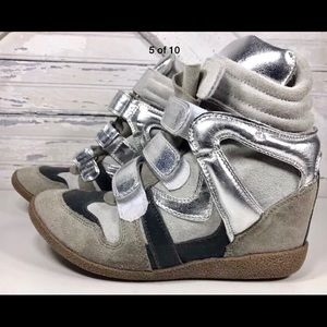 Steve Madden Highlife Wedge Sneaker  SilverGray 8M